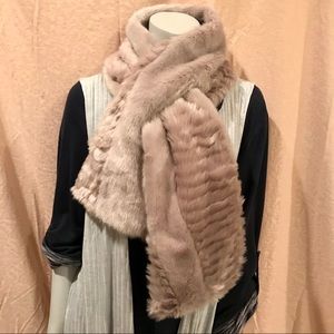 Banana Republic BNWOT faux fur stole gray
